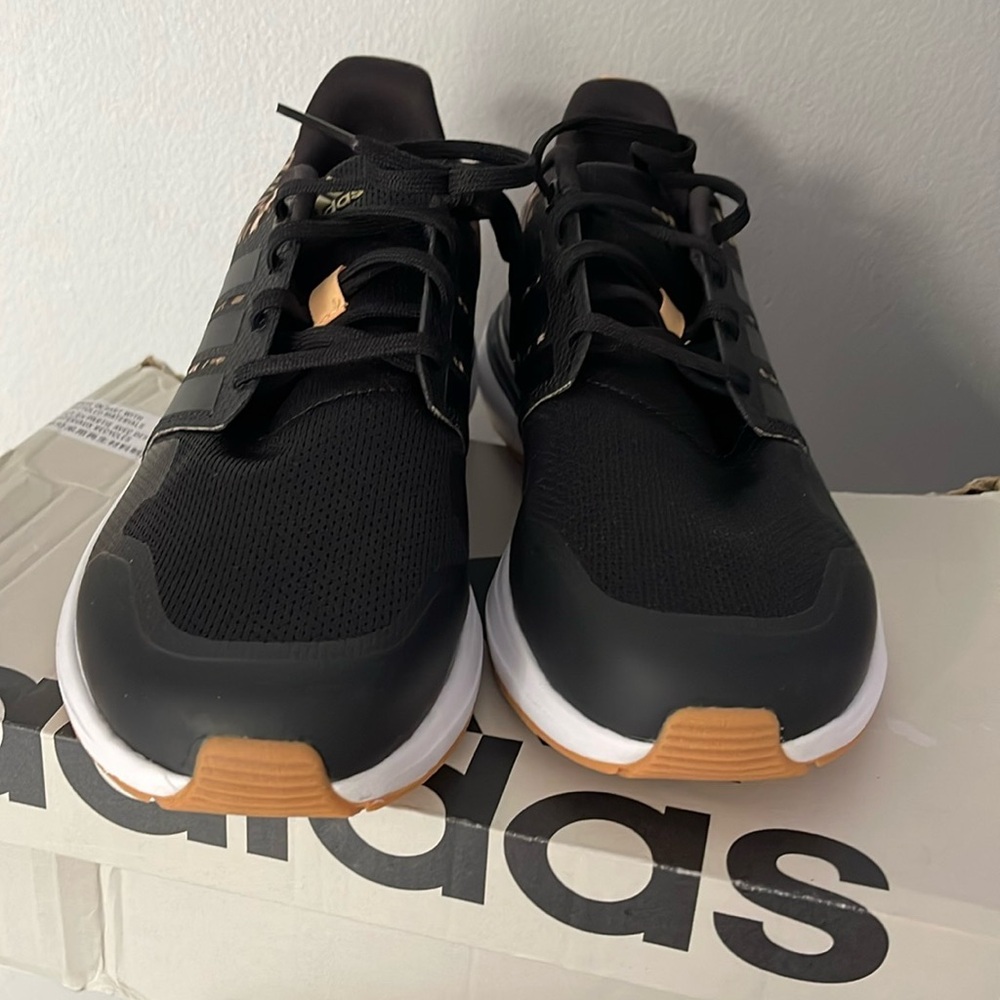 Adidas (brand new) size 7